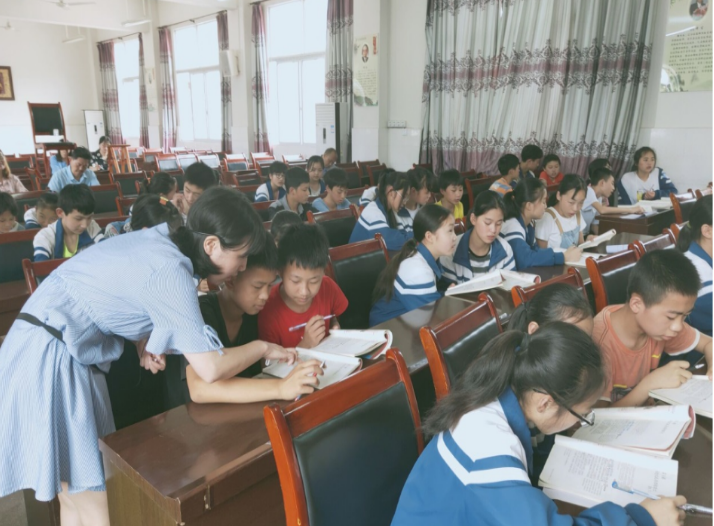 宣汉县五宝镇学校开展2020年春"三向三要"之赛课活动