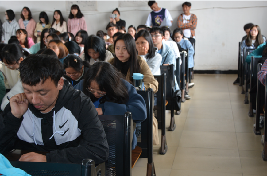 广安实验学校优秀教师赴广安职业技术学院师范学院献课