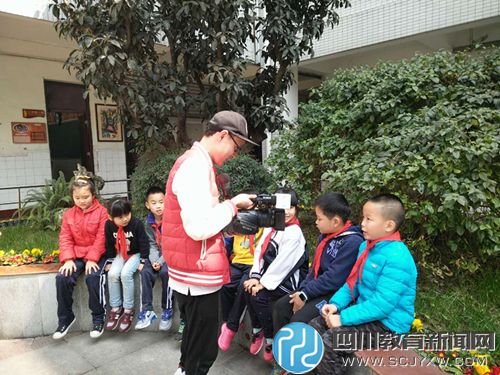学会感恩 抚琴小学开展三八送温暖活动