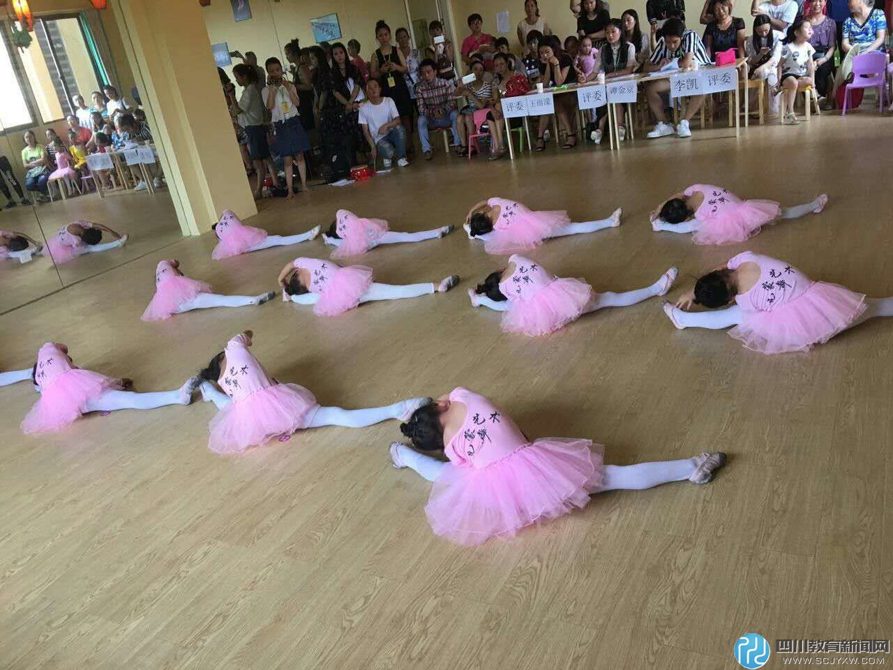 Ĵ̨߽ ΢Цů