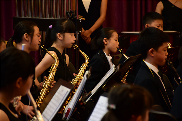 成都市校长培训班到川音附小跟岗学习