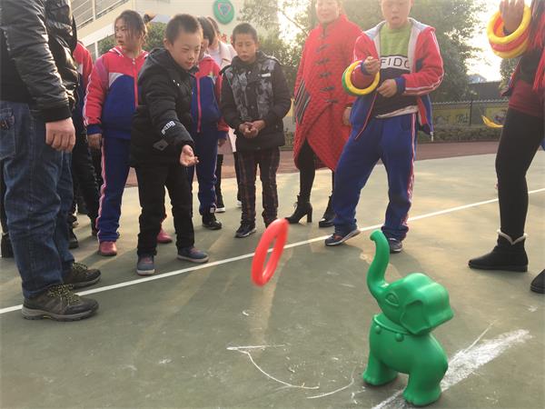 Уչڰ˽춬Ȥζ˶ ḻѧ