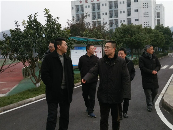 ׽쵼һݰٹְУ鹤