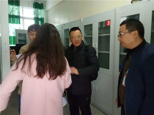 Уӭ