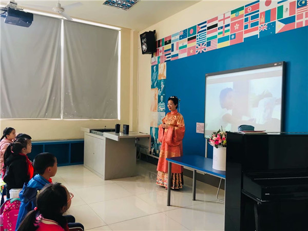 成都市金沙小学：汉服之中有华章
