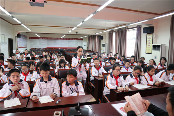 彭州中学实验学校图片图片