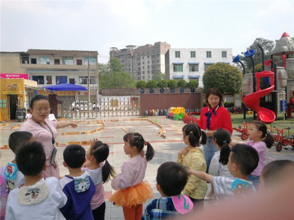 нС鵽ݻ׿չר鹤