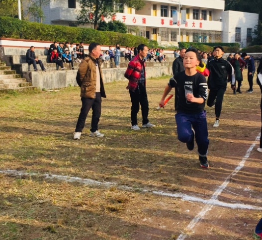 宣汉县柏树华英中学图片