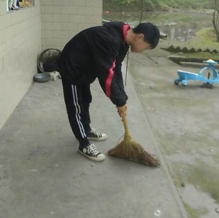 ﴨ˫пչĩɨ