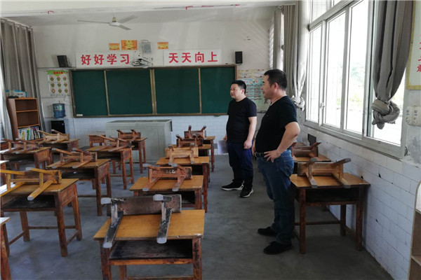 쵼ѧУ鴴Ĺ