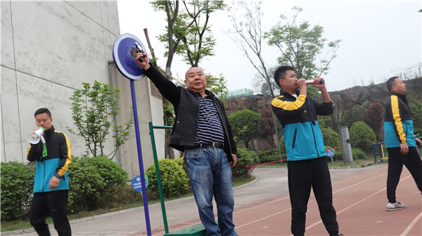 宜宾七中:喜迎建党百年,七中学子奋勇争先