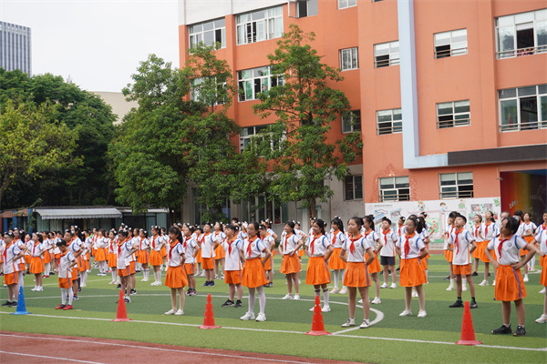 青羊实验中学附属小学图片