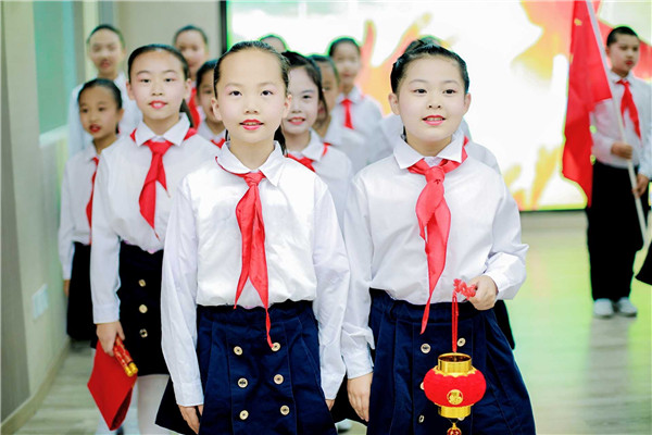飬ʦС꼶13ѧСɫͯ