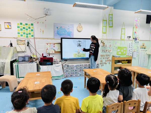 把夏天揉进麦穗里，乐山市实验幼儿园萌娃的小满活动大放送