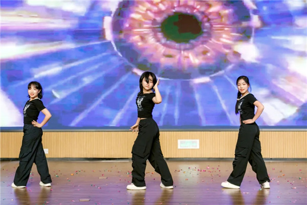 赸СW(xu)W(xu)ݲˇ󱬰l(f)