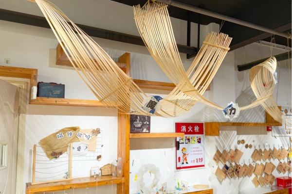 乐山市实验幼儿园：聚焦材料，挖掘环境中隐喻的教育价值