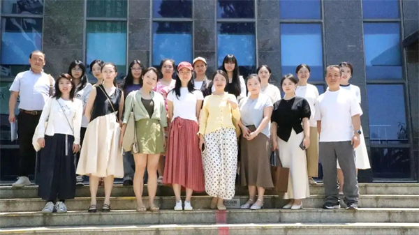츮ѧѧɫֻڼСѧչ