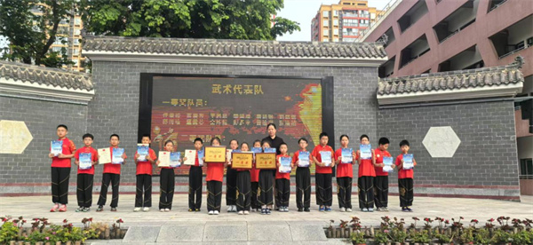 精彩“篮”不住！锦官城小学三大球联赛“排”面十“足”