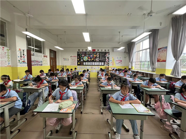 �о��䡢�麺�֣��岨Сѧѧ�ӱ�ī�両��ǧ������