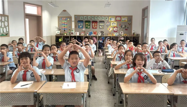 王贾桥小学“萤火虫”心理辅导系列体验课程给予学生磅礴力量