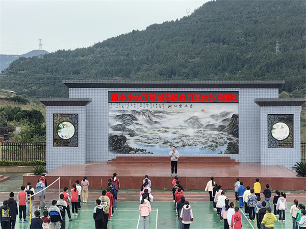 一粥一饭来之不易,回水小学呼吁师生珍惜粮食!