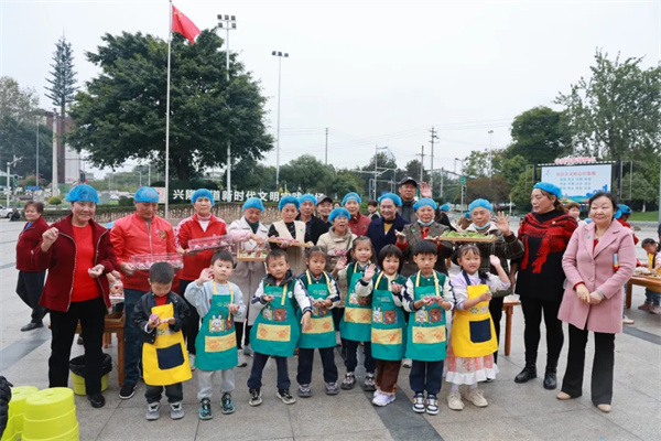 �������ζ��ůů������ ��¡�׶�԰�����Ǳ�������֮Լ