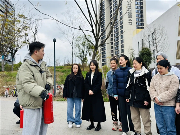 ȫС δȼ 츮ʮ׿չְѵ