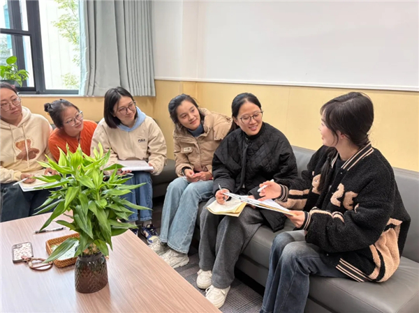 �ɶ�ʮ���׽��ٷ�԰�ԡ�Ȥ��Ϊ�ˣ����С�����