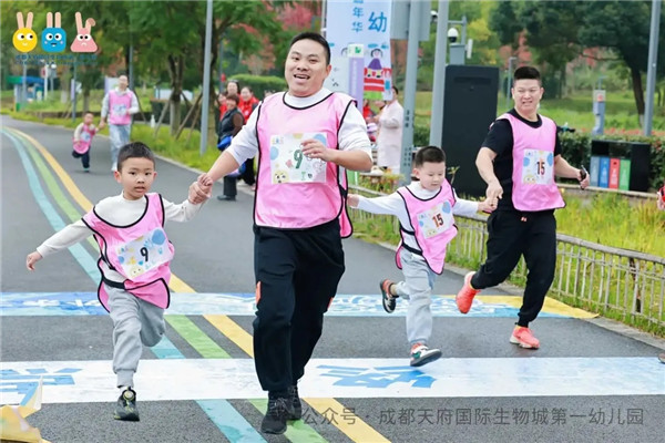 �ɳ����ǡ����������������һ�������˶���Ϊ�׶���������