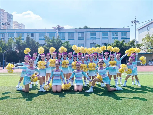 ���㣡ʯ������132ѧУʮ��У�⾺��˶������