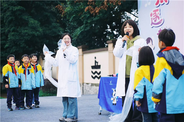 6���ص����񣡽�������7���ŷ��Ĳ����ǿ��Сѧ�Ƽ�����