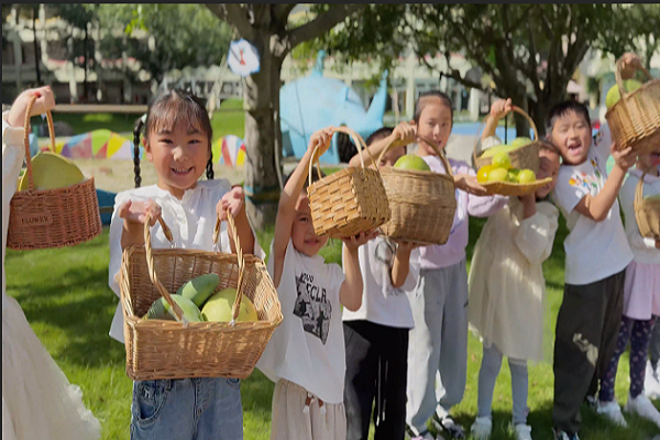 井研县东城幼儿园丰收记