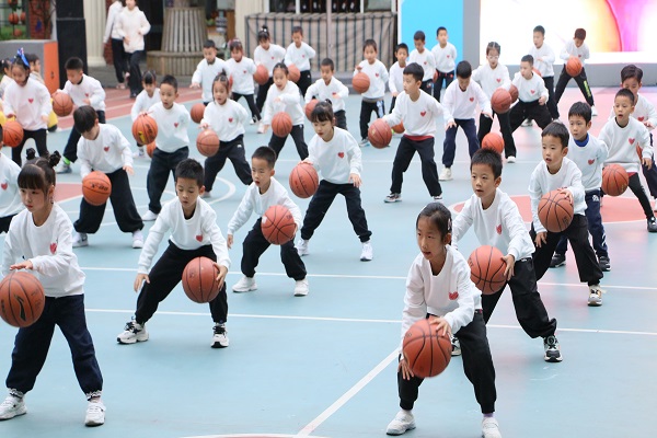 乐山市机关幼儿园运动月展示活动圆满落幕