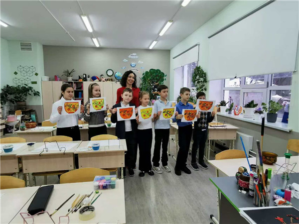 “艺”起相连，永宁小学与俄罗斯友校开展线上人文交流活动