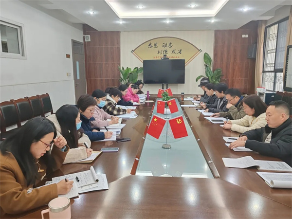 ܽᣬɶкУ꼶ʦȷѧ