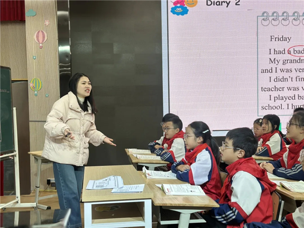 СѧУ˹ͬѧֻڽСѧ