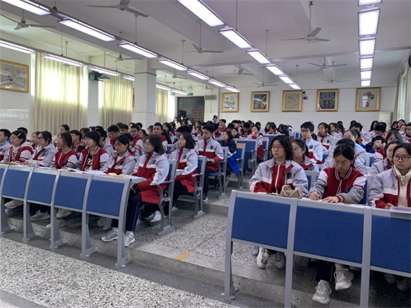 ɶʮһпչſѵѧӺֲ黳