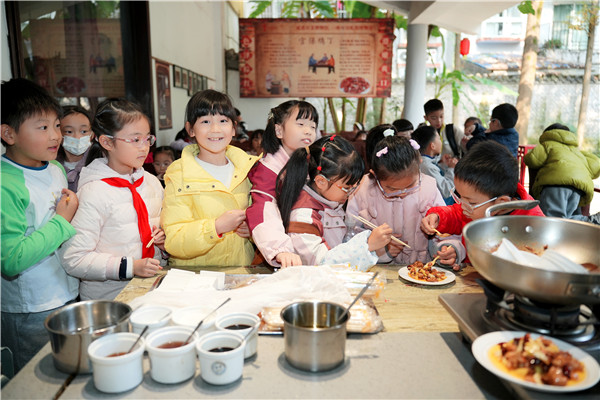 Ʒζ̽ˮ񣬳ɻʵСѧСʵˡ