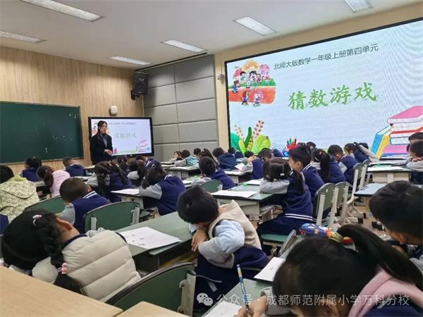 ʦСƷУУͬĻɳЯͬδ