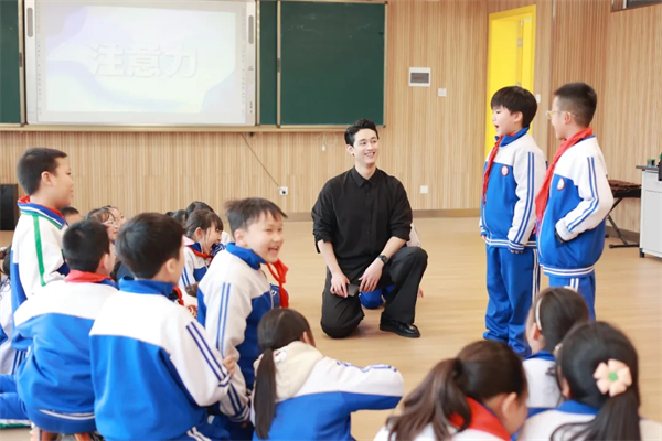 ġɰ󡱣ݳСѧϷݡѧӴ˼ά