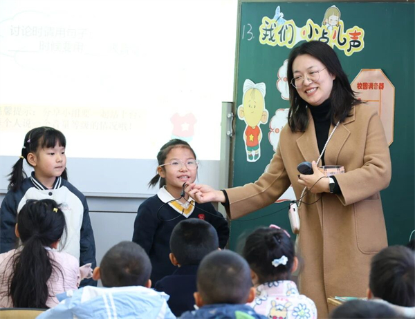 Ƽ롤⣬ǸСѧ½ʦʡࡱ