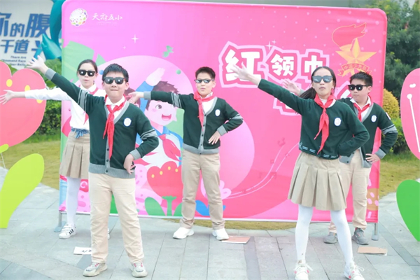 У԰⿴츮СС̨չݻ