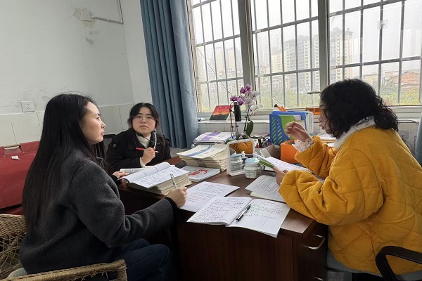 ��üһС�½�ʦ�Ŷӽ�ѧչʾ���ʮ��