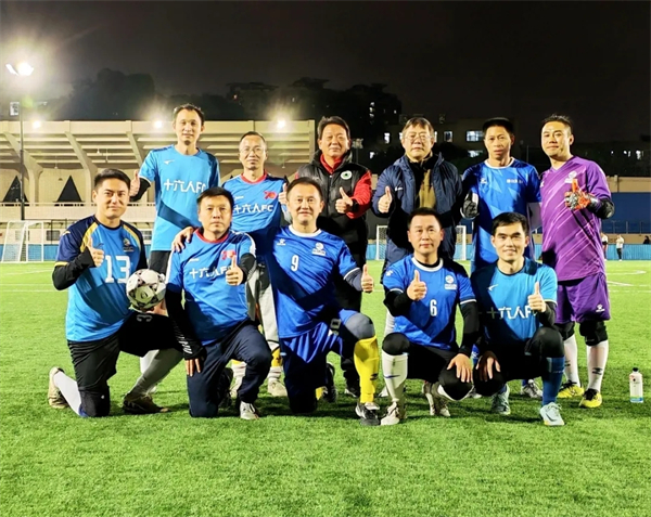 ���ľ��������Ͻ����ӵ�Сѧ��ʦ���������������