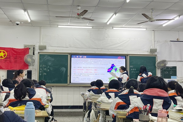 ��ɽһ�У����Ǹ���̽��ѧ��Эͬ̽�����ſ�