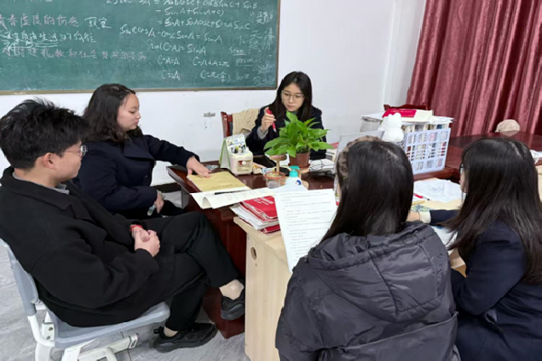 ��������ְҵ��ѧ���ѧ��������صȽ�