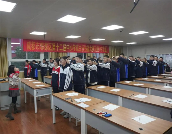 ۯ������ʮ��������μ��ܴ�����������ѧ�飩��ۯ������Բ����Ļ