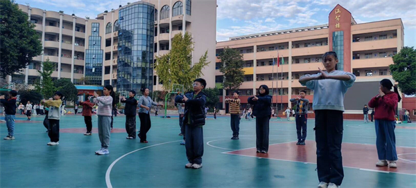 ϰ��ǿ���ǣ������Сѧѧ��չӢ��