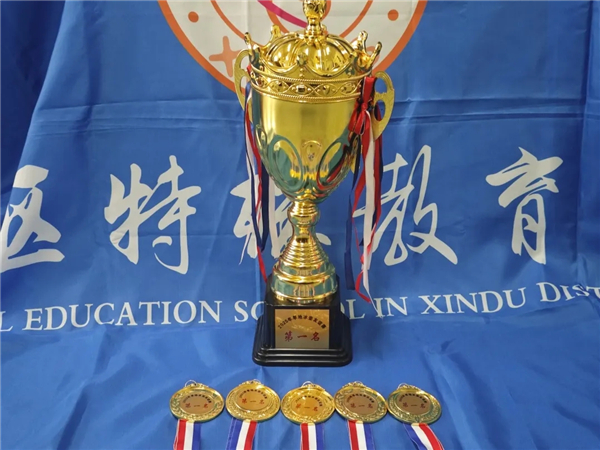 ף�أ��¶���У�ذ�С���¶ẵ�ر�������������ھ���