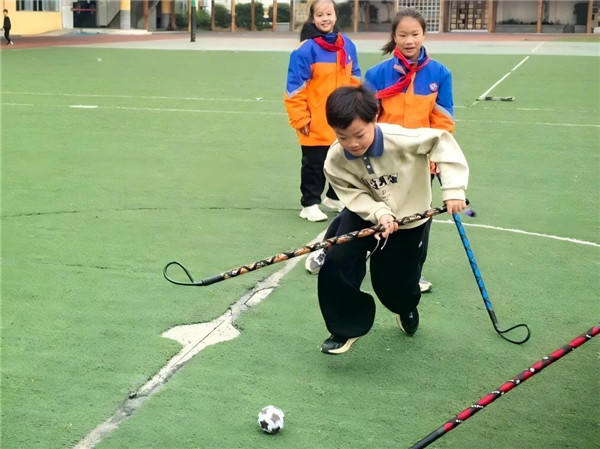 һ�������Σ�����ںϹŽ������˶�������Сѧ�д�